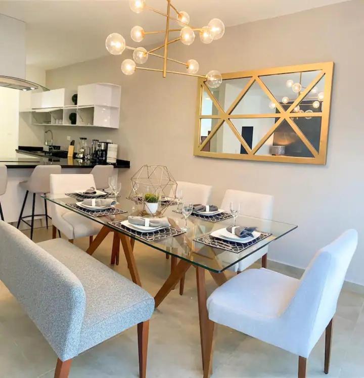 Elegante Y Preciosa Casa Con Excelente Ubicacion Villa Cancún Eksteriør bilde