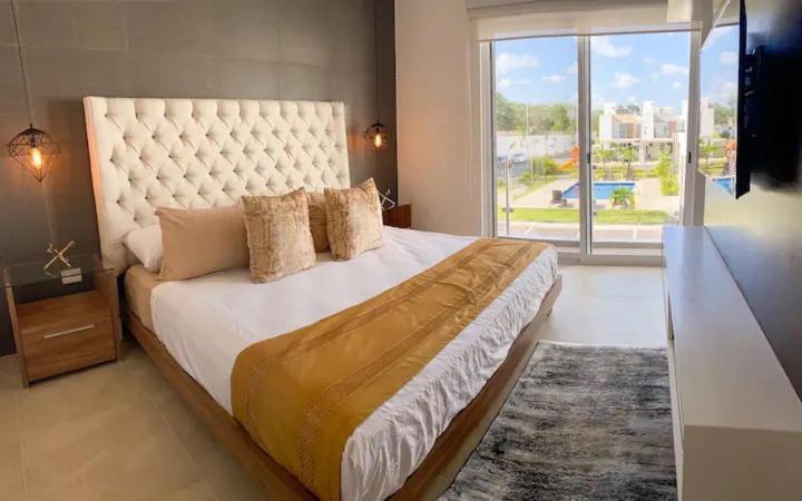 Elegante Y Preciosa Casa Con Excelente Ubicacion Villa Cancún Eksteriør bilde