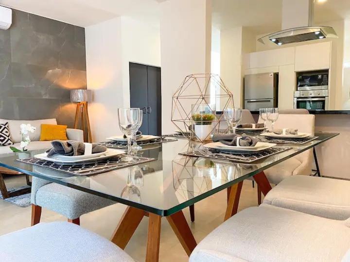 Elegante Y Preciosa Casa Con Excelente Ubicacion Villa Cancún Eksteriør bilde