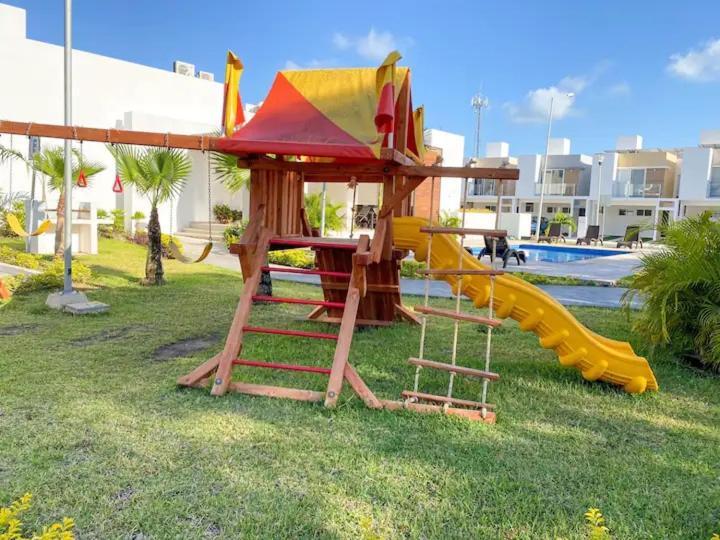 Elegante Y Preciosa Casa Con Excelente Ubicacion Villa Cancún Eksteriør bilde